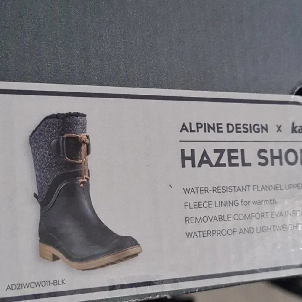 Kamik Alpine Design Hazel Shortie Waterproof Boots NWB Size 6